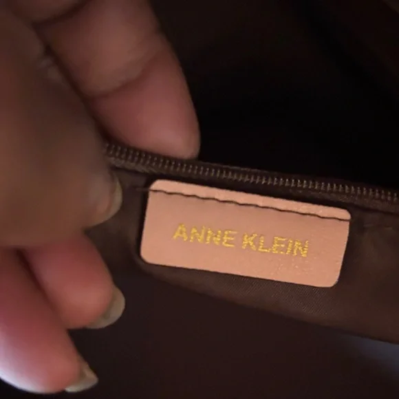 Anne Klein Pink Satchel with Gold Details - Picture 8 of 9